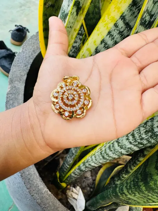 Main product image