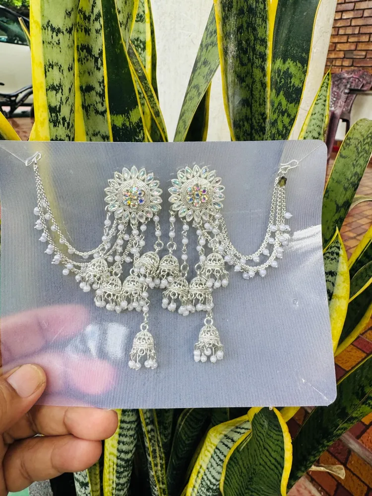 Main product image