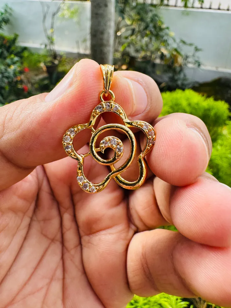 Main product image