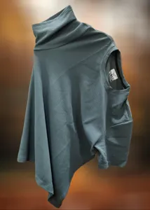 T-Shirts in Popuren Material ├ó┬Ç┬ô Sizes S & L